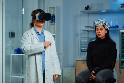 Read more about the article How VR and AR are Revolutionizing Medical Training and Patient Care